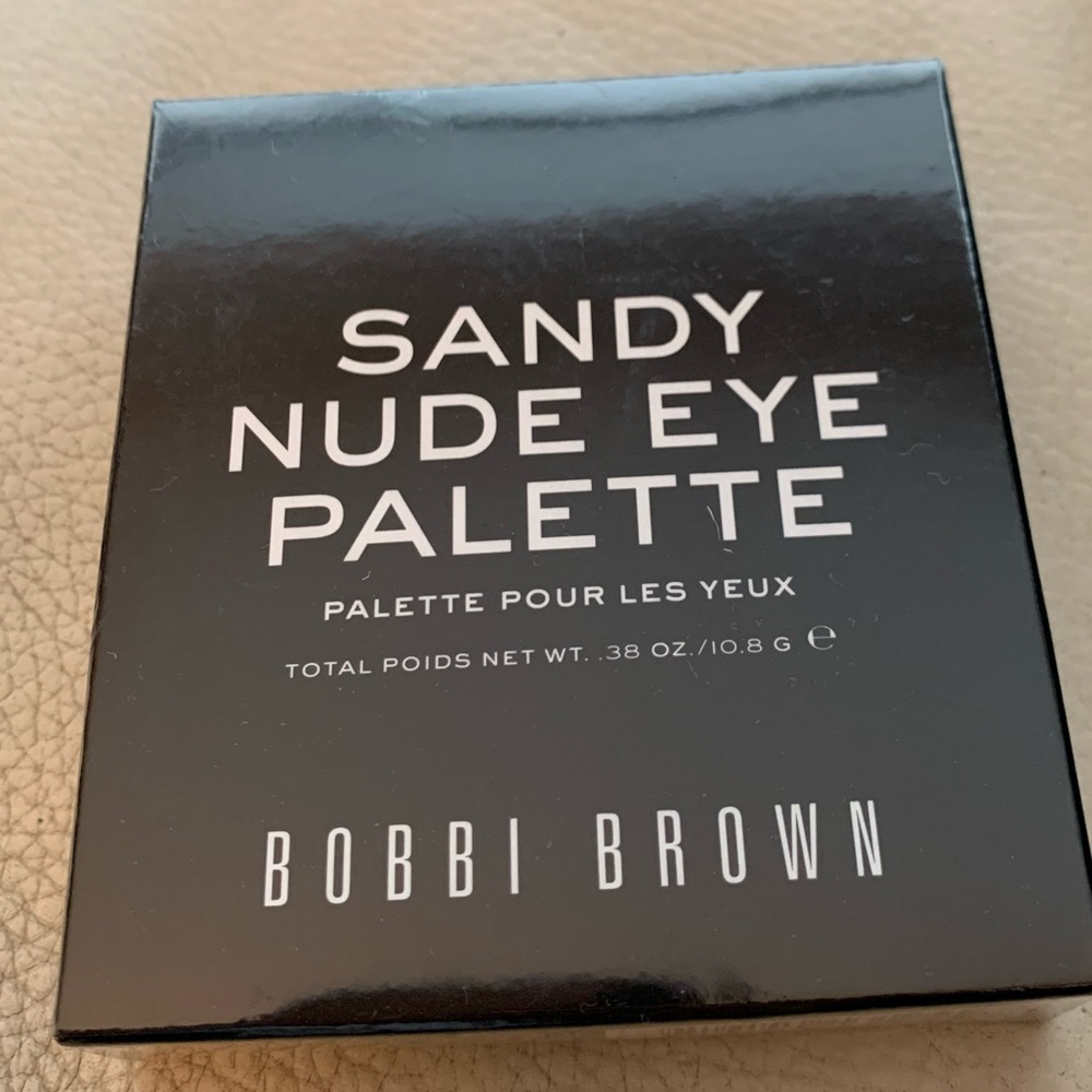 Bobbi Brown Sandy Nude eyeshadow palette- UNUSED